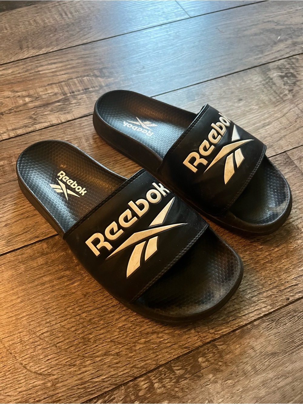 ⭐️3 for $10⭐️ Reebok Women’s Logo Slide Sandals